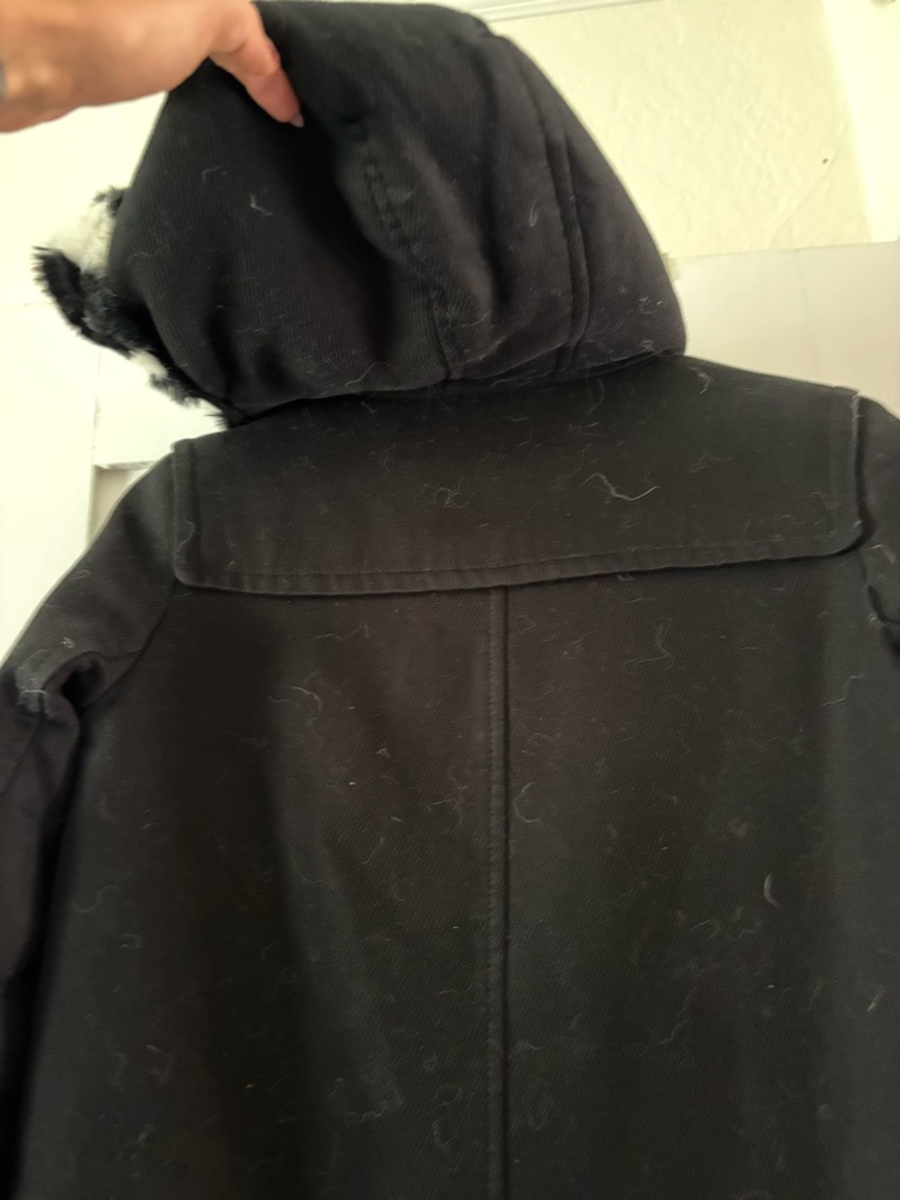 Women Black Hooded Coat with Faux Fur Lining - Picture 6 of 6